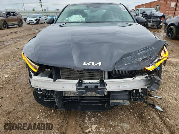 ✅ 2023 Kia K5 LXS • VIN: 5XXG14J22PG171537 • Lot: 50057636. Wystawiony na Copart z przebiegiem 69 749 mil. Bezpłatny archiwum sprzedaży aukcyjnych z USA i szczegółowy raport historii pojazdu na DreamBid. Zdjęcie 5.