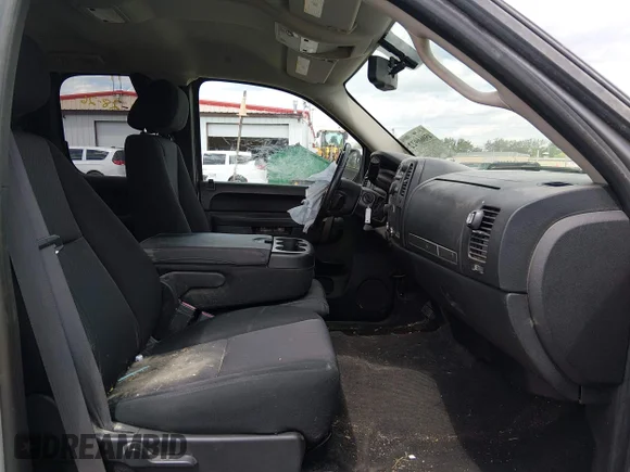 ✅ 2012 Chevrolet Silverado 1500 LT • VIN: 1GCRKSE75CZ150057 • Lot: 45060922. Wystawiony na IAAI z przebiegiem 153 458 mil. Bezpłatny archiwum sprzedaży aukcyjnych z USA i szczegółowy raport historii pojazdu na DreamBid. Zdjęcie 5.
