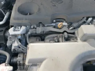 ✅ 2022 Toyota RAV4 XLE Premium • VIN: 2T3A1RFV0NC271718 • Лот: 43448972. Опубликован ранее на IAAI с пробегом 70 683 миль. Бесплатный доступ к архиву аукционных продаж из США и подробный отчёт об истории автомобиля на DreamBid. Изображение 19.