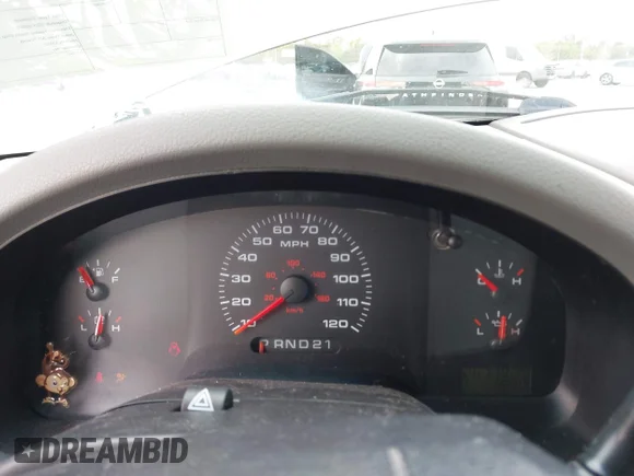✅ 2005 Ford F-150 STX • VIN: 1FTRX14W55NA54363 • Lot: 44398719. Wystawiony na IAAI z przebiegiem 267 190 mil. Bezpłatny archiwum sprzedaży aukcyjnych z USA i szczegółowy raport historii pojazdu na DreamBid. Zdjęcie 7.