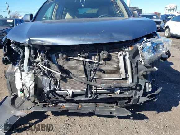 ✅ 2012 Toyota Highlander Limited • VIN: JTEDC3EH7C2009811 • Lot: 43602959. Listed on IAAI with 96,055 mi. Free auction sales archive from the USA and detailed vehicle history report at DreamBid. Image 6.