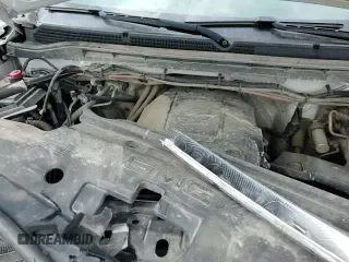 ✅ 2017 GMC Sierra 2500HD SLE • VIN: 1GT22SEG9HZ405558 • Lot: 57088345. Wystawiony na Copart z przebiegiem 118 021 mil. Bezpłatny archiwum sprzedaży aukcyjnych z USA i szczegółowy raport historii pojazdu na DreamBid. Zdjęcie 15.