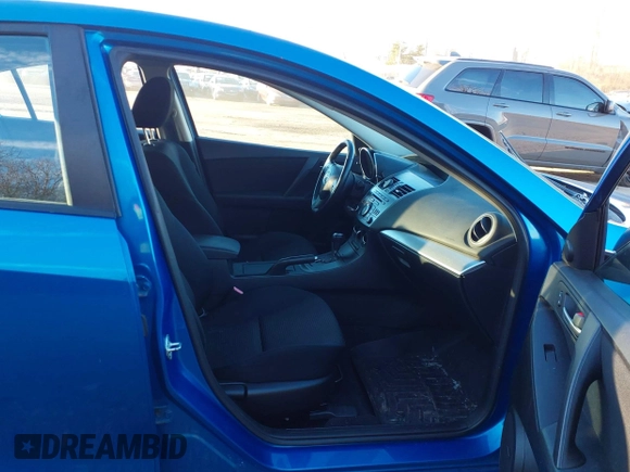 ✅ 2012 Mazda 3 i Touring • VIN: JM1BL1V87C1679431 • Lot: 44163443. Wystawiony na IAAI z przebiegiem 182 293 mil. Bezpłatny archiwum sprzedaży aukcyjnych z USA i szczegółowy raport historii pojazdu na DreamBid. Zdjęcie 5.
