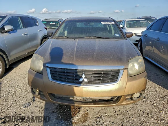 ✅ 2009 Mitsubishi Galant ES • VIN: 4A3AB36F49E004772 • Lot: 98692925. Wystawiony na Copart z przebiegiem Nie podano. Bezpłatny archiwum sprzedaży aukcyjnych z USA i szczegółowy raport historii pojazdu na DreamBid. Zdjęcie 5.
