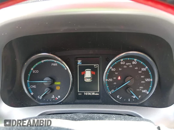 ✅ 2017 Toyota RAV4 XLE • VIN: JTMRJREV5HD061135 • Лот: 45469421. Опубліковано раніше на IAAI з пробігом 165 638 миль. Безкоштовний доступ до архіву аукціонних продажів зі США та докладний звіт про історію автомобіля на DreamBid. Зображення 7.