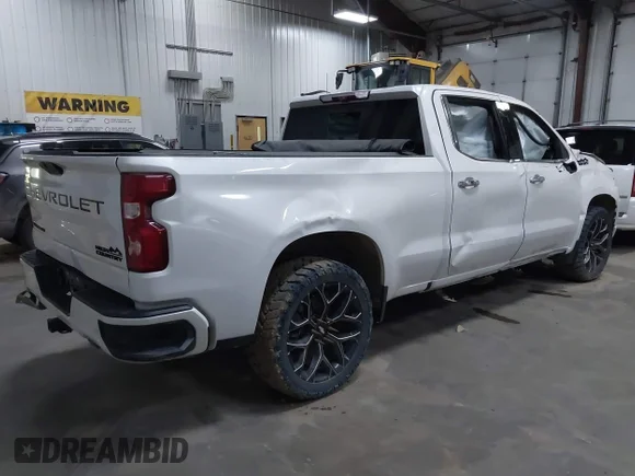✅ 2022 Chevrolet Silverado 1500 High Country • VIN: 1GCUYHET4NZ103730 • Lot: 41707247. Wystawiony na IAAI z przebiegiem 84 566 mil. Bezpłatny archiwum sprzedaży aukcyjnych z USA i szczegółowy raport historii pojazdu na DreamBid. Zdjęcie 4.