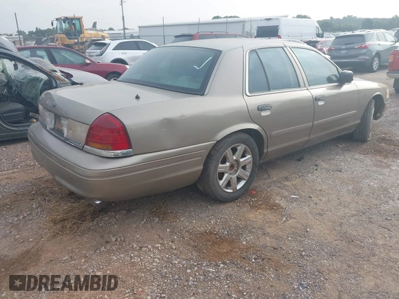 ✅ 2006 Ford Police Interceptor • VIN: 2FAHP71W26X144191 • Lot: 43142177. Wystawiony na IAAI z przebiegiem Nie podano. Bezpłatny archiwum sprzedaży aukcyjnych z USA i szczegółowy raport historii pojazdu na DreamBid. Zdjęcie 4.