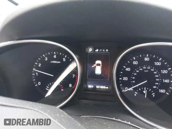 ✅ 2017 Hyundai Santa Fe Limited • VIN: KM8SN4HF1HU248249 • Lot: 43995095. Wystawiony na IAAI z przebiegiem 181 689 mil. Bezpłatny archiwum sprzedaży aukcyjnych z USA i szczegółowy raport historii pojazdu na DreamBid. Zdjęcie 7.