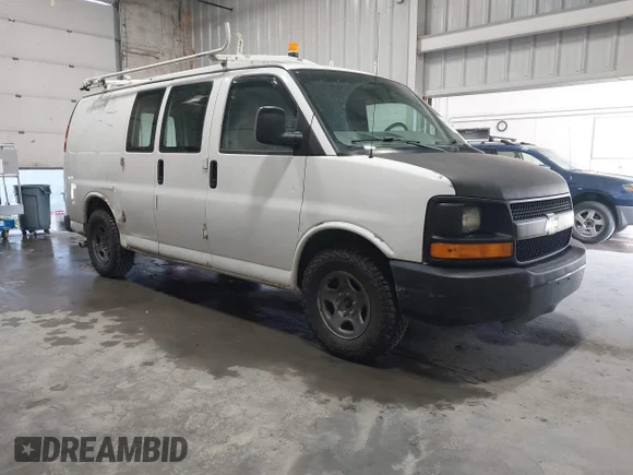 ✅ 2006 Chevrolet Express Cargo • VIN: 1GCFH15T361259466 • Лот: 43051058. Опубликован ранее на IAAI с пробегом 178 491 миль. Бесплатный доступ к архиву аукционных продаж из США и подробный отчёт об истории автомобиля на DreamBid. Изображение 1.