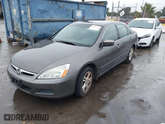 ✅ 2006 Honda Accord EX-L • VIN: 1HGCM56806A017963 • Lot: 44057395. Wystawiony na IAAI z przebiegiem 87 849 mil. Bezpłatny archiwum sprzedaży aukcyjnych z USA i szczegółowy raport historii pojazdu na DreamBid. Zdjęcie 2.