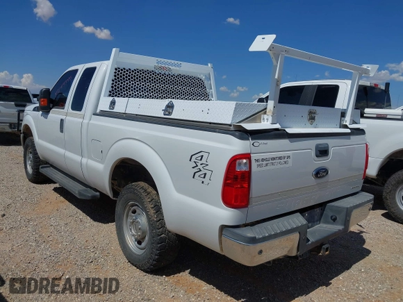 ✅ 2015 Ford F-250 XLT • VIN: 1FT7X2B68FEC17461 • Lot: 43143345. Wystawiony na IAAI z przebiegiem 147 818 mil. Bezpłatny archiwum sprzedaży aukcyjnych z USA i szczegółowy raport historii pojazdu na DreamBid. Zdjęcie 3.