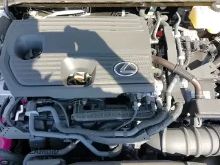 ✅ 2025 Lexus ES 300h Ultra Luxury • VIN: 58AFA1C11SU063867 • Lot: 84299965. Listed on Copart with 2,137 mi. Free auction sales archive from the USA and detailed vehicle history report at DreamBid. Image 14.