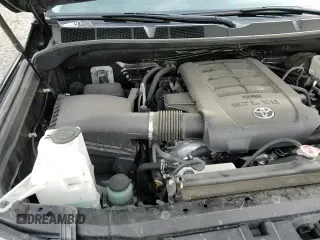 ✅ 2021 Toyota Tundra Platinum • VIN: 5TFAY5F1XMX038570 • Lot: 82619275. Wystawiony na Copart z przebiegiem 60 210 mil. Bezpłatny archiwum sprzedaży aukcyjnych z USA i szczegółowy raport historii pojazdu na DreamBid. Zdjęcie 13.