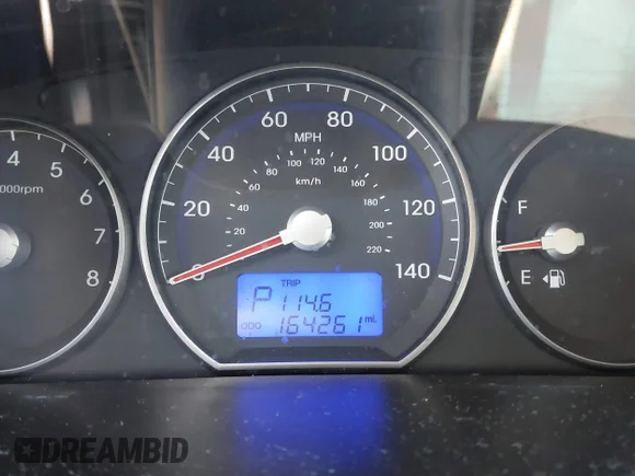 ✅ 2011 Hyundai Santa Fe Limited • VIN: 5XYZK4AGXBG045545 • Lot: 44909069. Wystawiony na IAAI z przebiegiem 164 261 mil. Bezpłatny archiwum sprzedaży aukcyjnych z USA i szczegółowy raport historii pojazdu na DreamBid. Zdjęcie 7.