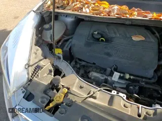 ✅ 2017 Ford Escape SE • VIN: 1FMCU9GD3HUD61429 • Lot: 91356005. Wystawiony na Copart z przebiegiem 87 336 mil. Bezpłatny archiwum sprzedaży aukcyjnych z USA i szczegółowy raport historii pojazdu na DreamBid. Zdjęcie 16.