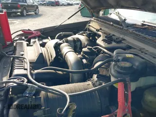 ✅ 2003 Ford F-250 XL • VIN: 1FTNX21P43EC75774 • Лот: 42822558. Опубликован ранее на IAAI с пробегом 303 508 миль. Бесплатный доступ к архиву аукционных продаж из США и подробный отчёт об истории автомобиля на DreamBid. Изображение 20.