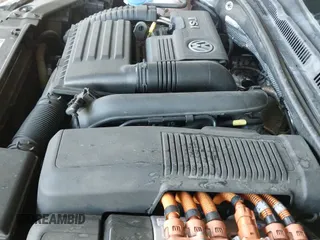 ✅ 2014 Volkswagen Jetta Hybrid • VIN: 3VW637AJ0EM233590 • Lot: 43415687. Wystawiony na IAAI z przebiegiem 137 526 mil. Bezpłatny archiwum sprzedaży aukcyjnych z USA i szczegółowy raport historii pojazdu na DreamBid. Zdjęcie 12.