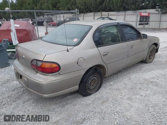 ✅ 1998 Chevrolet Malibu • VIN: 1G1ND52T4W6261113 • Lot: 43556645. Wystawiony na IAAI z przebiegiem 131 525 mil. Bezpłatny archiwum sprzedaży aukcyjnych z USA i szczegółowy raport historii pojazdu na DreamBid. Zdjęcie 4.