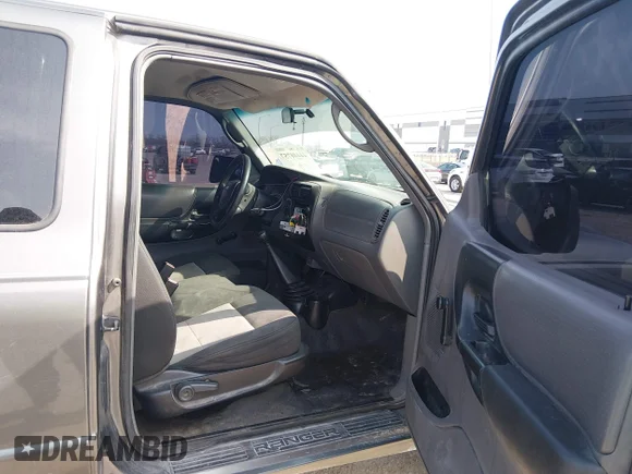 ✅ 2006 Ford Ranger XL • VIN: 1FTZR15E06PA46192 • Лот: 44440757. Опубліковано раніше на IAAI з пробігом 178 072 миль. Безкоштовний доступ до архіву аукціонних продажів зі США та докладний звіт про історію автомобіля на DreamBid. Зображення 5.