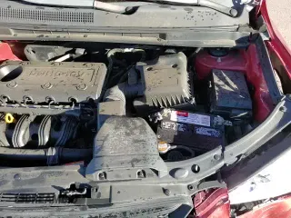 ✅ 2008 Kia Rondo LX • VIN: KNAFG525X87208687 • Лот: 85998294. Опубликован ранее на Copart с пробегом 121 251 миль. Бесплатный доступ к архиву аукционных продаж из США и подробный отчёт об истории автомобиля на DreamBid. Изображение 13.