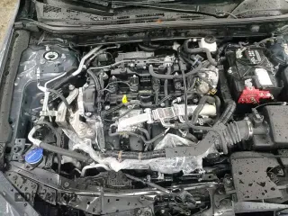 ✅ 2025 Mazda 3 S Carbon Edition • VIN: 3MZBPBCM8SM455660 • Lot: 67098095. Listed on Copart with 14,201 mi. Free auction sales archive from the USA and detailed vehicle history report at DreamBid. Image 13.