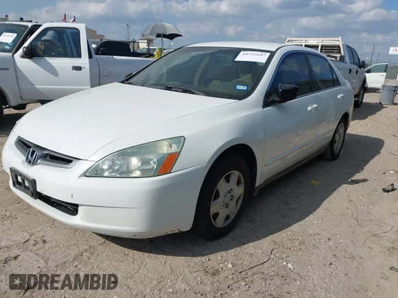 ✅ 2005 Honda Accord LX • VIN: 1HGCM56455A118590 • Lot: 44737647. Wystawiony na IAAI z przebiegiem 274 985 mil. Bezpłatny archiwum sprzedaży aukcyjnych z USA i szczegółowy raport historii pojazdu na DreamBid. Zdjęcie 2.