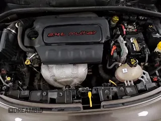 ✅ 2017 FIAT 500X Trekking • VIN: ZFBCFYCB0HP533804 • Лот: 84729535. Опубликован ранее на Copart с пробегом 120 813 миль. Бесплатный доступ к архиву аукционных продаж из США и подробный отчёт об истории автомобиля на DreamBid. Изображение 15.