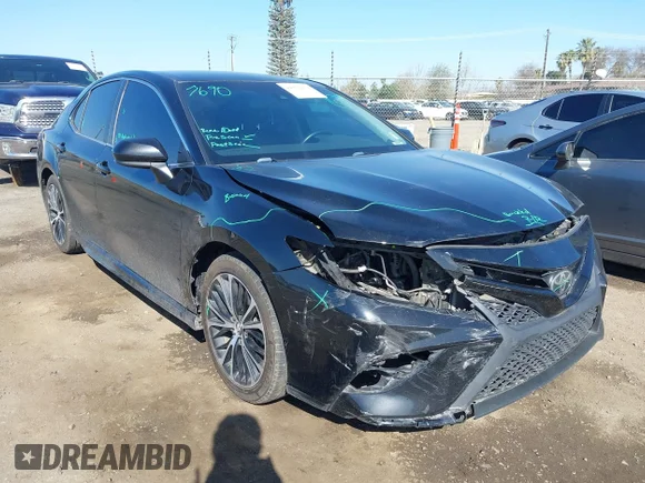 ✅ 2018 Toyota Camry SE • VIN: 4T1B11HK1JU141473 • Лот: 44352151. Опубликован ранее на IAAI с пробегом 128 517 миль. Бесплатный доступ к архиву аукционных продаж из США и подробный отчёт об истории автомобиля на DreamBid. Изображение 1.