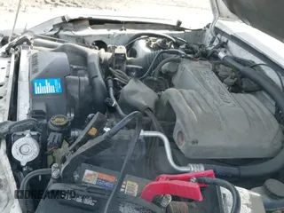 ✅ 1993 Ford Mustang LX • VIN: 1FACP44EXPF197570 • Lot: 41700577. Listed on IAAI with 163,944 mi. Free auction sales archive from the USA and detailed vehicle history report at DreamBid. Image 19.