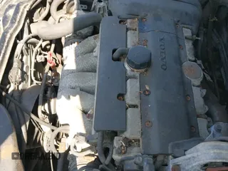 ✅ 2003 Volvo S60 2.4L • VIN: YV1RS61T932261689 • Lot: 42088432. Listed on IAAI with 190,980 mi. Free auction sales archive from the USA and detailed vehicle history report at DreamBid. Image 12.