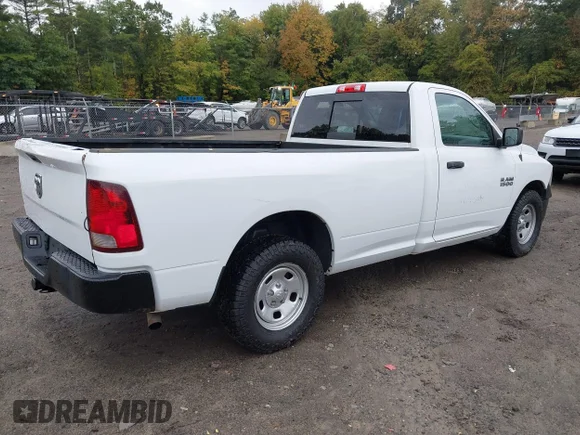 ✅ 2015 Ram 1500 Tradesman • VIN: 3C6JR6DG6FG559648 • Лот: 40453059. Опубликован ранее на IAAI с пробегом 226 579 миль. Бесплатный доступ к архиву аукционных продаж из США и подробный отчёт об истории автомобиля на DreamBid. Изображение 4.