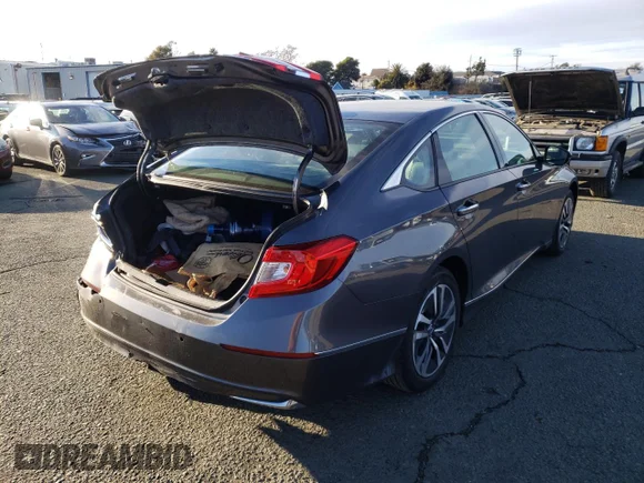 ✅ 2019 Honda Accord Touring • VIN: 1HGCV3F99KA003886 • Lot: 69591152. Wystawiony na Copart z przebiegiem 67 363 mil. Bezpłatny archiwum sprzedaży aukcyjnych z USA i szczegółowy raport historii pojazdu na DreamBid. Zdjęcie 3.