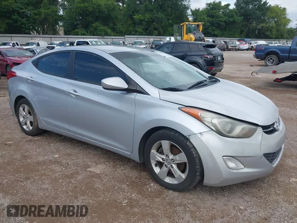 ✅ 2012 Hyundai Elantra GLS • VIN: 5NPDH4AE2CH065614 • Лот: 45617713. Опубліковано раніше на IAAI з пробігом 197 758 миль. Безкоштовний доступ до архіву аукціонних продажів зі США та докладний звіт про історію автомобіля на DreamBid. Зображення 1.