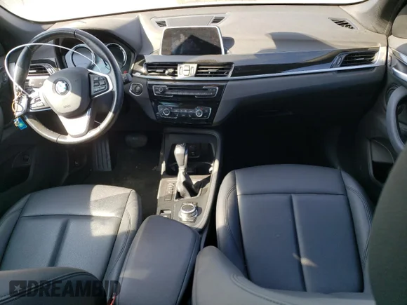 ✅ 2019 BMW X1 sDrive28i • VIN: WBXHU7C59K5L12043 • Lot: 47630763. Wystawiony na Copart z przebiegiem 53 014 mil. Bezpłatny archiwum sprzedaży aukcyjnych z USA i szczegółowy raport historii pojazdu na DreamBid. Zdjęcie 8.