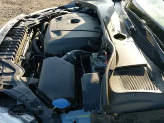 ✅ 2017 Volvo S60 Dynamic • VIN: YV126MFL8H2422480 • Lot: 43566513. Listed on IAAI with 111,721 mi. Free auction sales archive from the USA and detailed vehicle history report at DreamBid. Image 19.