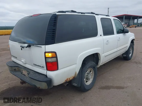 ✅ 2004 Chevrolet Suburban LT • VIN: 3GNGK26U44G210320 • Lot: 43786624. Listed on IAAI with 269,746 mi. Free auction sales archive from the USA and detailed vehicle history report at DreamBid. Image 4.