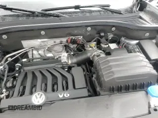 ✅ 2021 Volkswagen Atlas SE • VIN: 1V2NE2CA7MC211044 • Lot: 51333565. Listed on Copart with 38,705 mi. Free auction sales archive from the USA and detailed vehicle history report at DreamBid. Image 14.