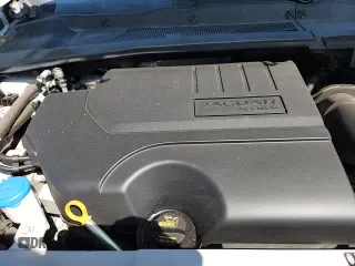 ✅ 2020 Jaguar E-Pace • VIN: SADFK2FX9L1011618 • Lot: 80488485. Wystawiony na Copart z przebiegiem 44 751 mil. Bezpłatny archiwum sprzedaży aukcyjnych z USA i szczegółowy raport historii pojazdu na DreamBid. Zdjęcie 15.