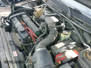 ✅ 2000 Ford Escort ZX2 • VIN: 3FAKP1139YR235632 • Lot: 42240451. Listed on IAAI with 139,532 mi. Free auction sales archive from the USA and detailed vehicle history report at DreamBid. Image 19.