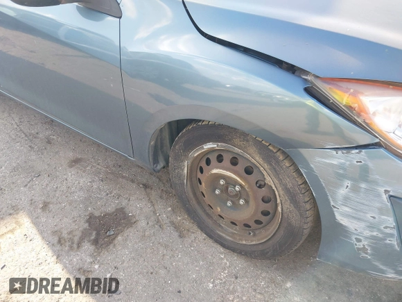 ✅ 2010 Mazda 3 i Sport • VIN: JM1BL1SF2A1339944 • Lot: 43092558. Wystawiony na IAAI z przebiegiem 131 844 mil. Bezpłatny archiwum sprzedaży aukcyjnych z USA i szczegółowy raport historii pojazdu na DreamBid. Zdjęcie 6.