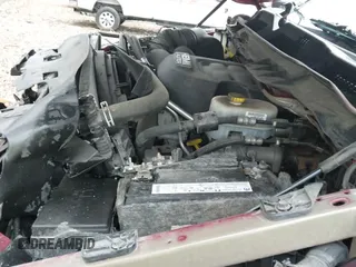 ✅ 2015 Ram 2500 Tradesman • VIN: 3C6UR5CJ9FG659408 • Lot: 43659808. Wystawiony na IAAI z przebiegiem 96 733 mil. Bezpłatny archiwum sprzedaży aukcyjnych z USA i szczegółowy raport historii pojazdu na DreamBid. Zdjęcie 20.