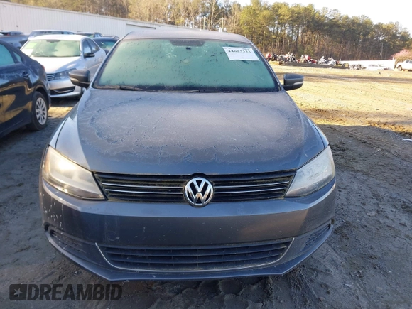 ✅ 2014 Volkswagen Jetta SE • VIN: 3VWD07AJ2EM273735 • Lot: 44623333. Wystawiony na IAAI z przebiegiem 228 654 mil. Bezpłatny archiwum sprzedaży aukcyjnych z USA i szczegółowy raport historii pojazdu na DreamBid. Zdjęcie 6.