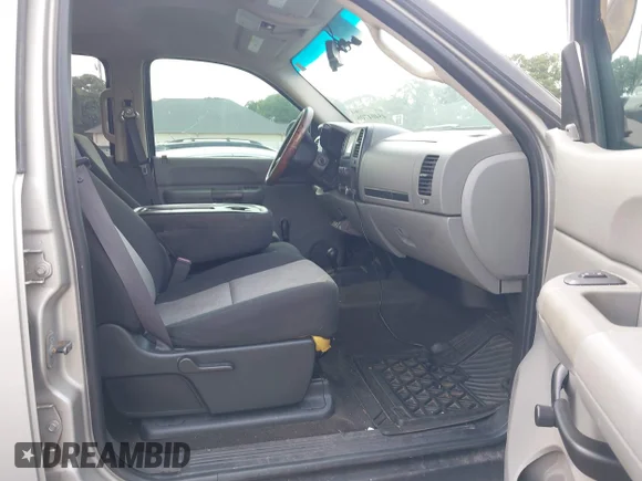 ✅ 2007 GMC Sierra 1500 SLE1 • VIN: 2GTEK13C171612816 • Лот: 45404706. Опубликован ранее на IAAI с пробегом 250 302 миль. Бесплатный доступ к архиву аукционных продаж из США и подробный отчёт об истории автомобиля на DreamBid. Изображение 5.