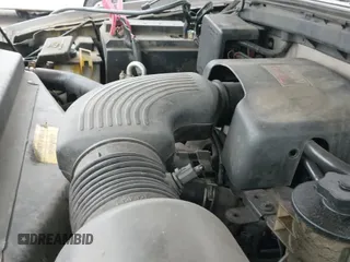 ✅ 1997 Ford Expedition XLT • VIN: 1FMFU18L1VLB22032 • Лот: 42625325. Опубликован ранее на IAAI с пробегом 154 932 миль. Бесплатный доступ к архиву аукционных продаж из США и подробный отчёт об истории автомобиля на DreamBid. Изображение 12.