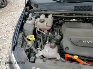 ✅ 2022 Chrysler Pacifica Hybrid Pinnacle • VIN: 2C4RC1N71NR189877 • Lot: 51895195. Listed on Copart with 41,799 mi. Free auction sales archive from the USA and detailed vehicle history report at DreamBid. Image 15.