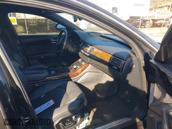 ✅ 2015 Audi A8 3.0T • VIN: WAU3GAFD5FN041189 • Lot: 41227718. Wystawiony na IAAI z przebiegiem 117 880 mil. Bezpłatny archiwum sprzedaży aukcyjnych z USA i szczegółowy raport historii pojazdu na DreamBid. Zdjęcie 5.