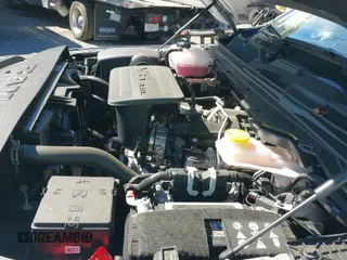 ✅ 2025 Ram 1500 Tradesman • VIN: 1C6RRFGG8SN667690 • Lot: 42631008. Wystawiony na IAAI z przebiegiem 2 281 mil. Bezpłatny archiwum sprzedaży aukcyjnych z USA i szczegółowy raport historii pojazdu na DreamBid. Zdjęcie 19.