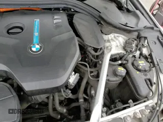 ✅ 2018 BMW 5 Series 530e xDrive • VIN: WBAJB1C5XJB374436 • Lot: 90017335. Wystawiony na Copart z przebiegiem 95 905 mil. Bezpłatny archiwum sprzedaży aukcyjnych z USA i szczegółowy raport historii pojazdu na DreamBid. Zdjęcie 14.