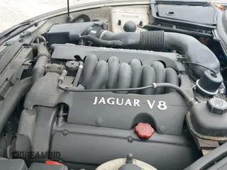 ✅ 1998 Jaguar XK • VIN: SAJGX2241WC025200 • Лот: 42618690. Опубликован ранее на IAAI с пробегом 55 798 миль. Бесплатный доступ к архиву аукционных продаж из США и подробный отчёт об истории автомобиля на DreamBid. Изображение 19.