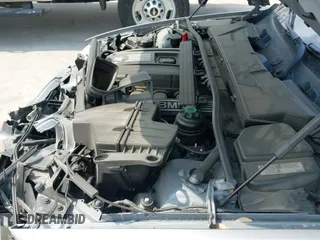 ✅ 2011 BMW 3 Series 328i xDrive • VIN: WBAUU3C52BA542337 • Lot: 42141670. Listed on IAAI with 59,479 mi. Free auction sales archive from the USA and detailed vehicle history report at DreamBid. Image 18.